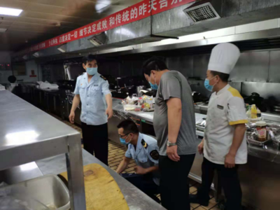 市市场监管局开展高考期间餐饮与会展服务食品安全专项检查